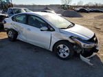 2018 Kia Forte Lx White vin: 3KPFL4A72JE264088