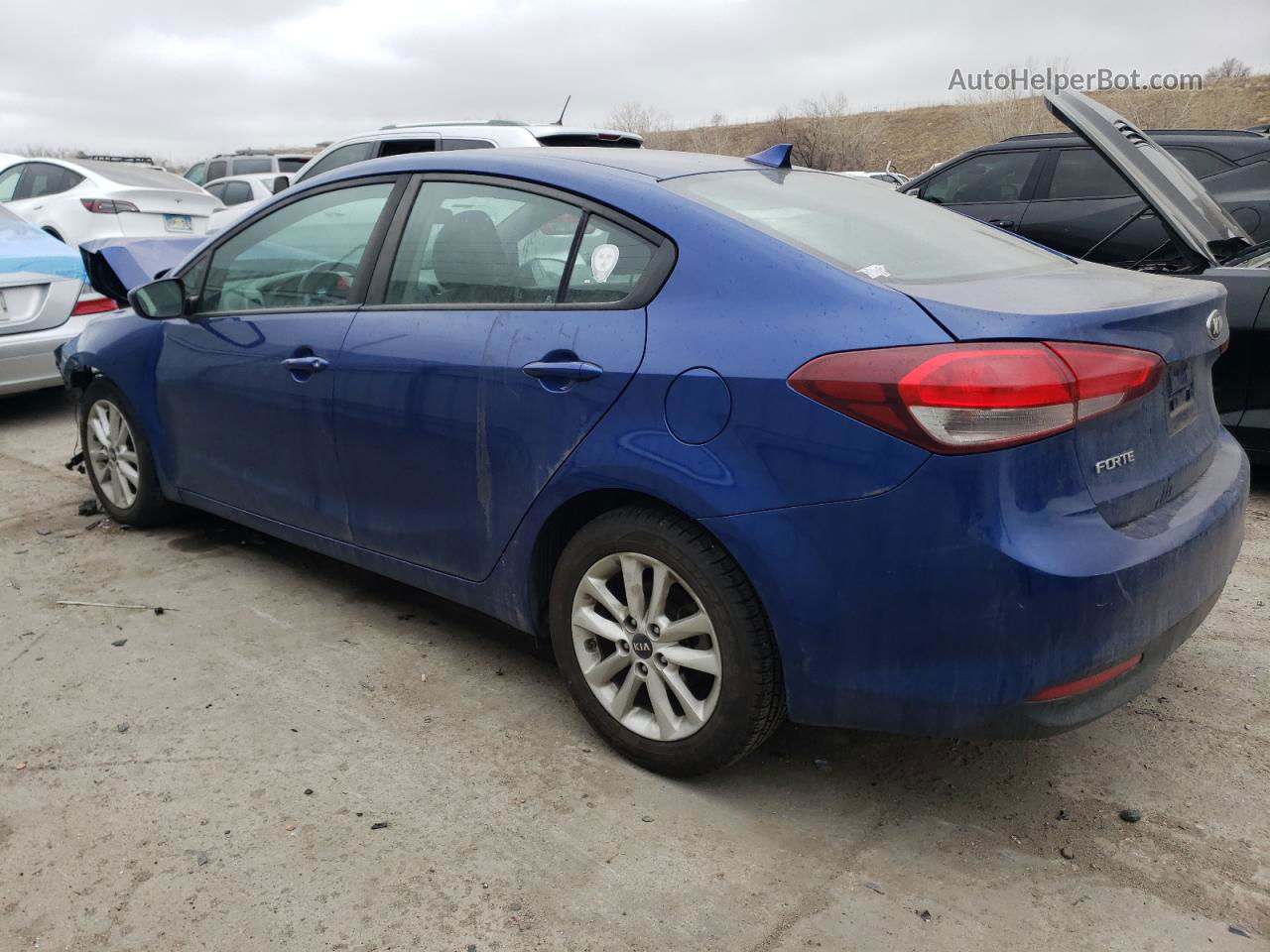 2017 Kia Forte Lx Blue vin: 3KPFL4A73HE081079