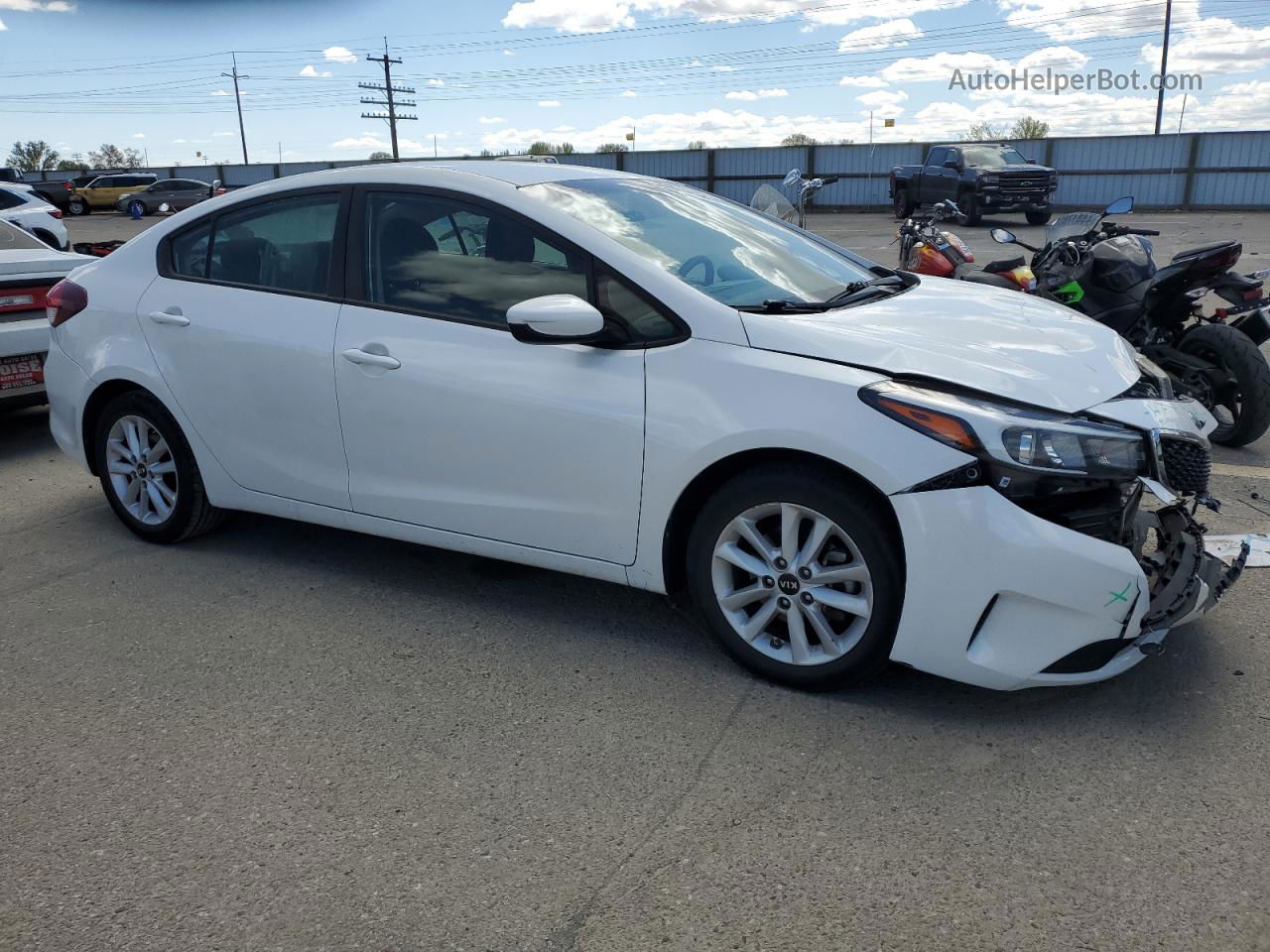 2017 Kia Forte Lx White vin: 3KPFL4A73HE149493