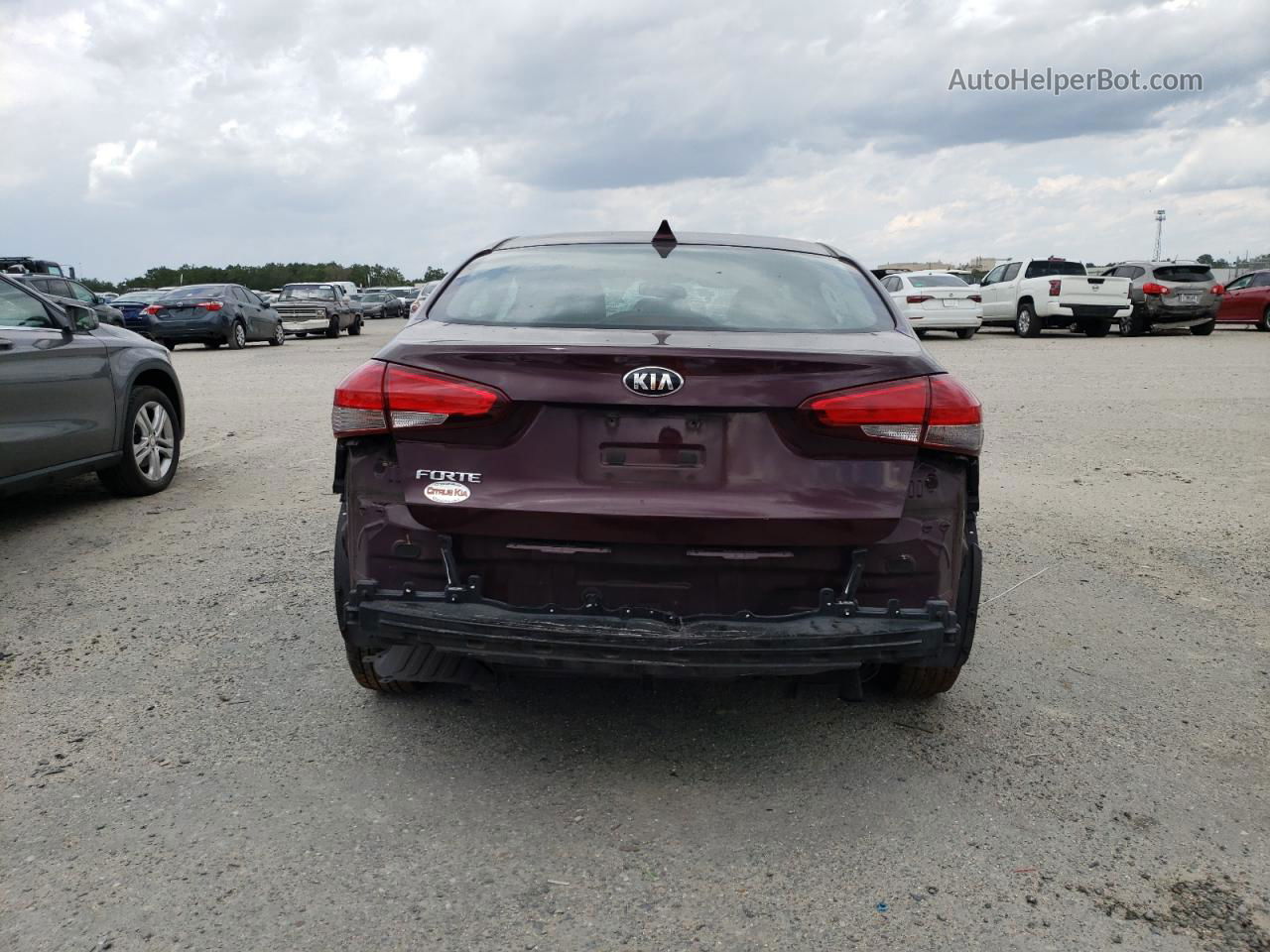 2018 Kia Forte Lx Purple vin: 3KPFL4A73JE189871