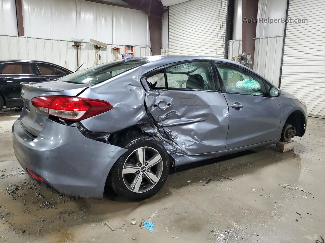 2018 Kia Forte Lx Gray vin: 3KPFL4A73JE198201