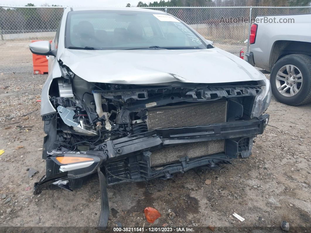 2018 Kia Forte Lx Silver vin: 3KPFL4A73JE241337