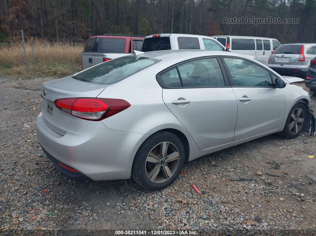 2018 Kia Forte Lx Серебряный vin: 3KPFL4A73JE241337