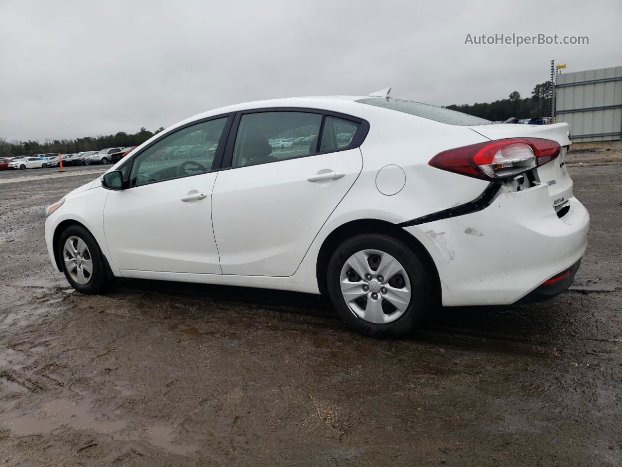 2018 Kia Forte Lx White vin: 3KPFL4A73JE257005