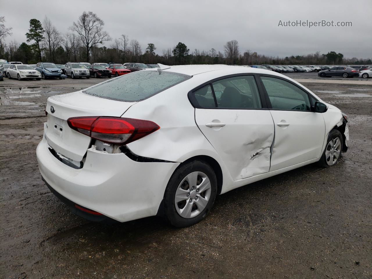 2018 Kia Forte Lx White vin: 3KPFL4A73JE257005