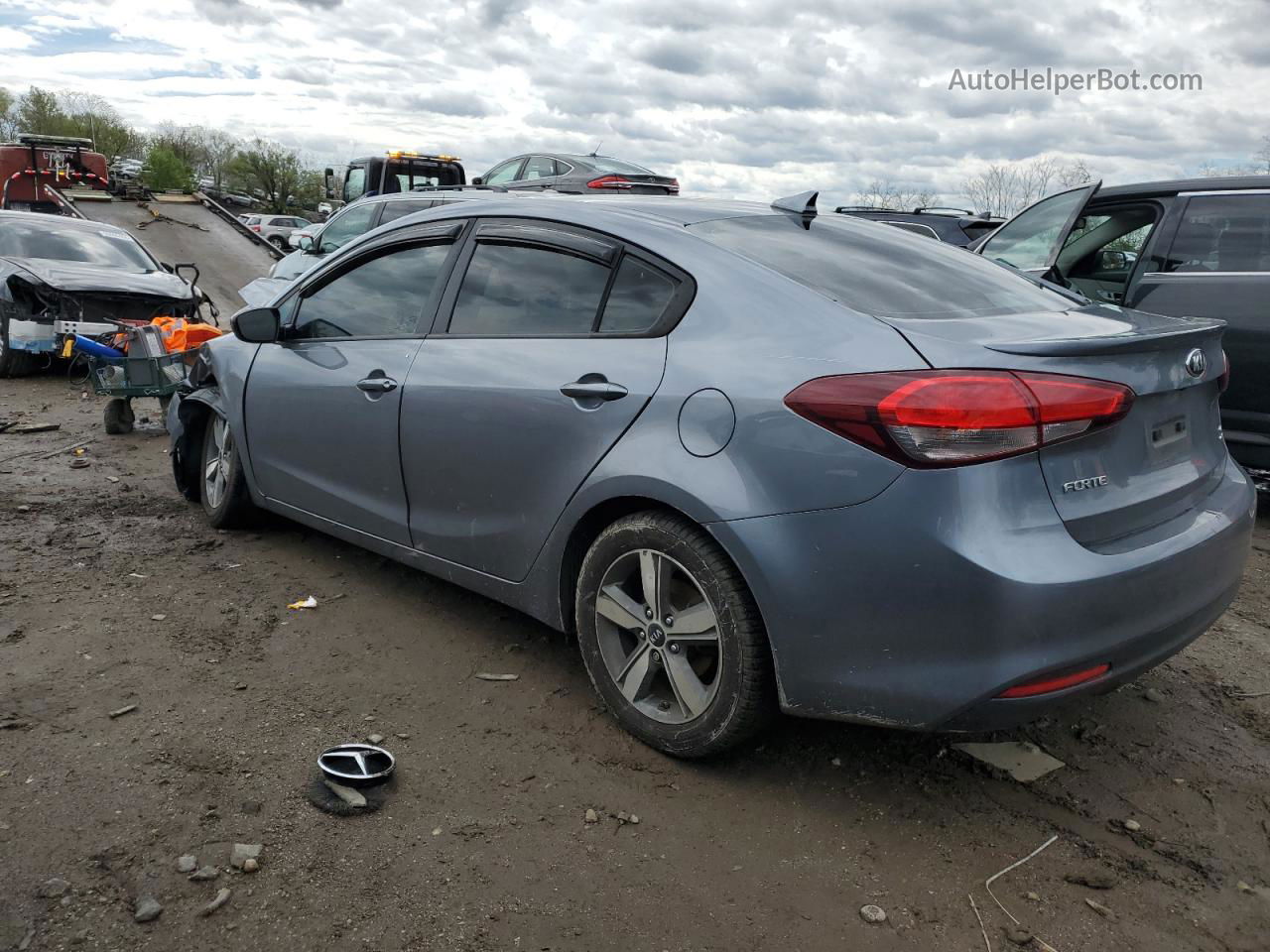 2018 Kia Forte Lx Gray vin: 3KPFL4A73JE275259