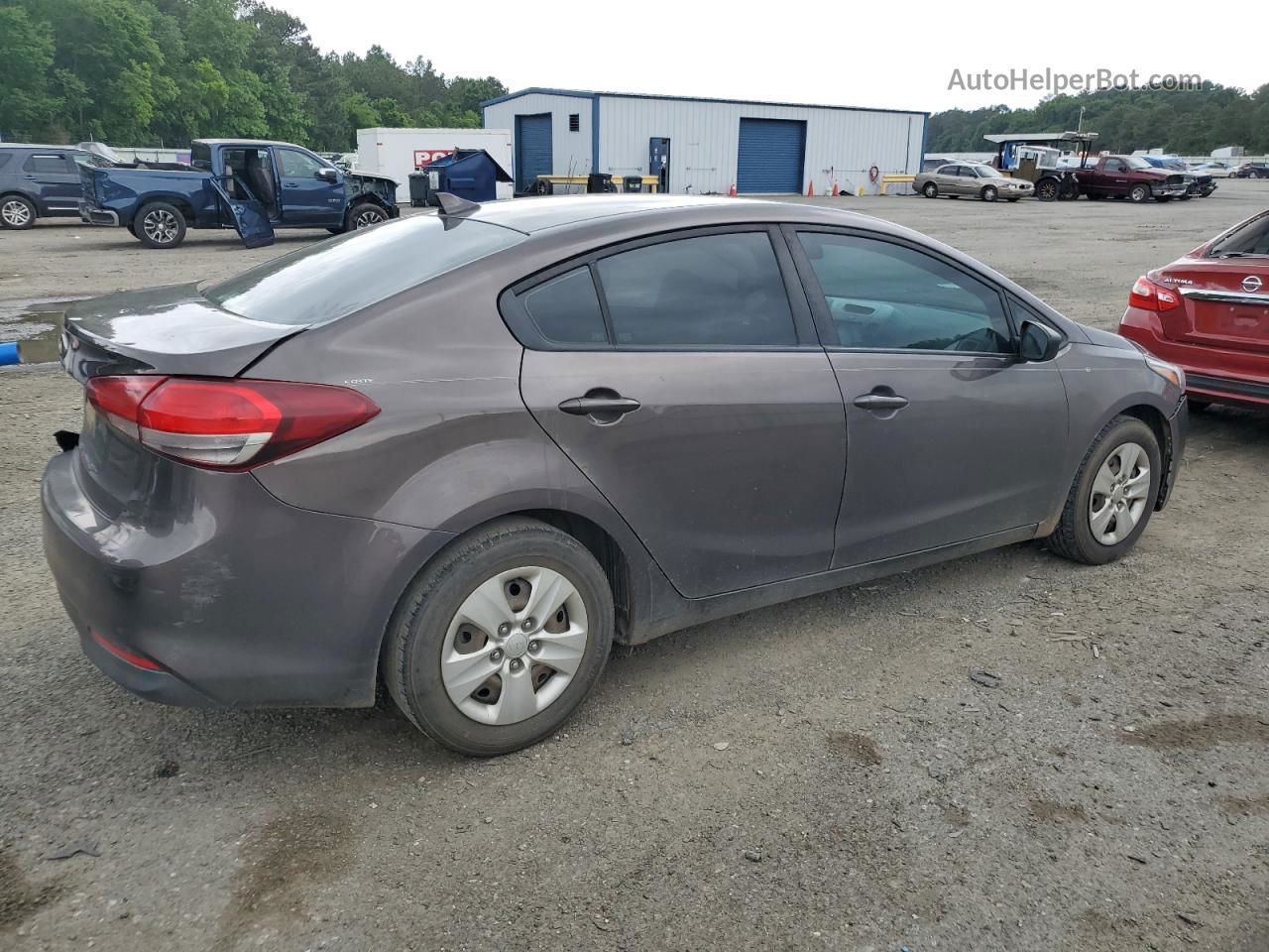 2017 Kia Forte Lx Brown vin: 3KPFL4A74HE012661