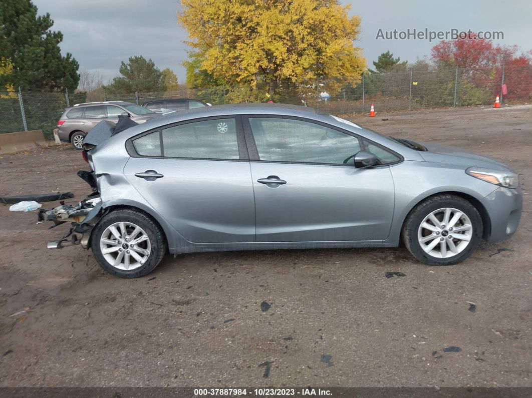 2017 Kia Forte S Серый vin: 3KPFL4A74HE113635