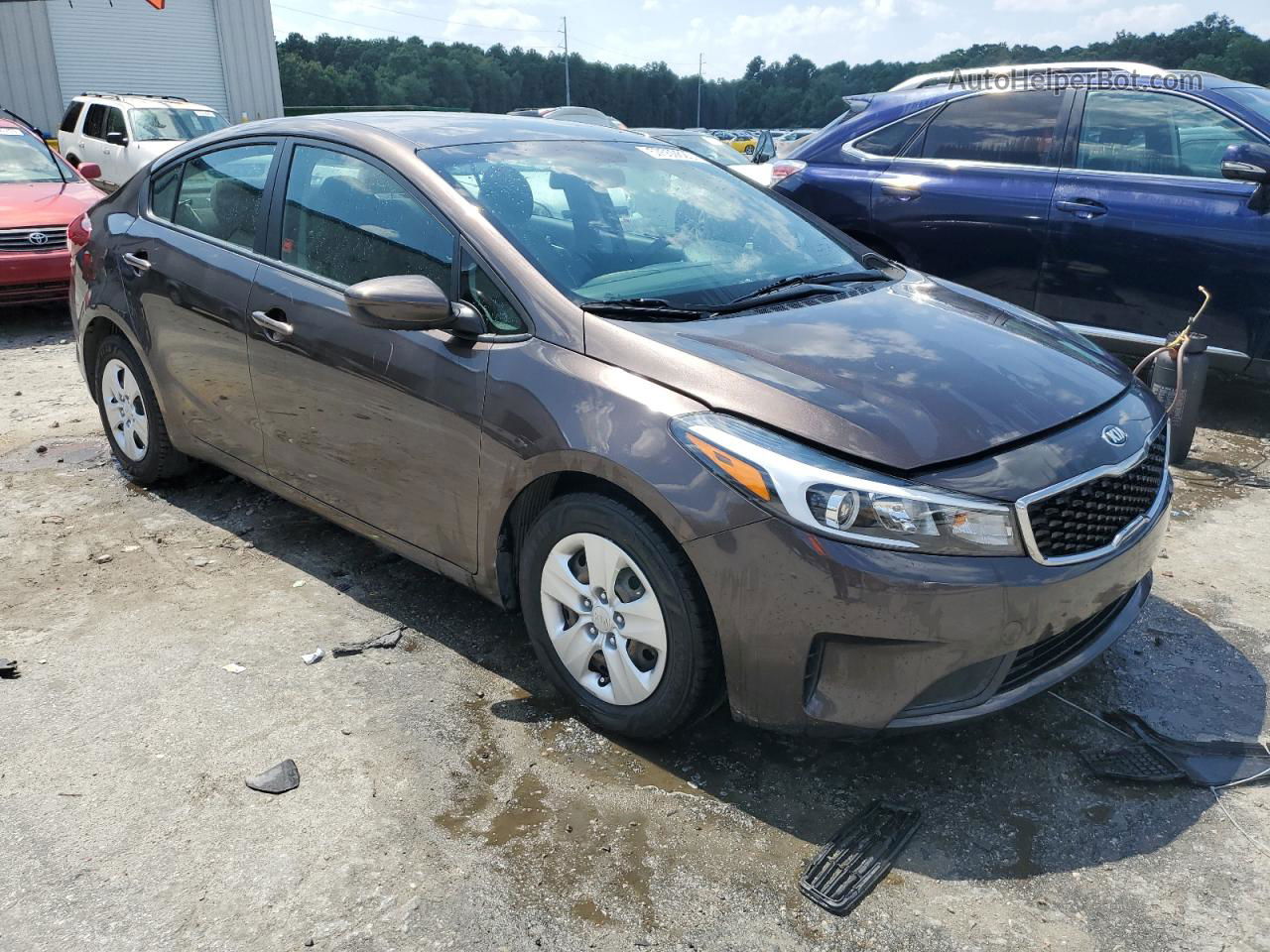 2018 Kia Forte Lx Brown vin: 3KPFL4A74JE201140