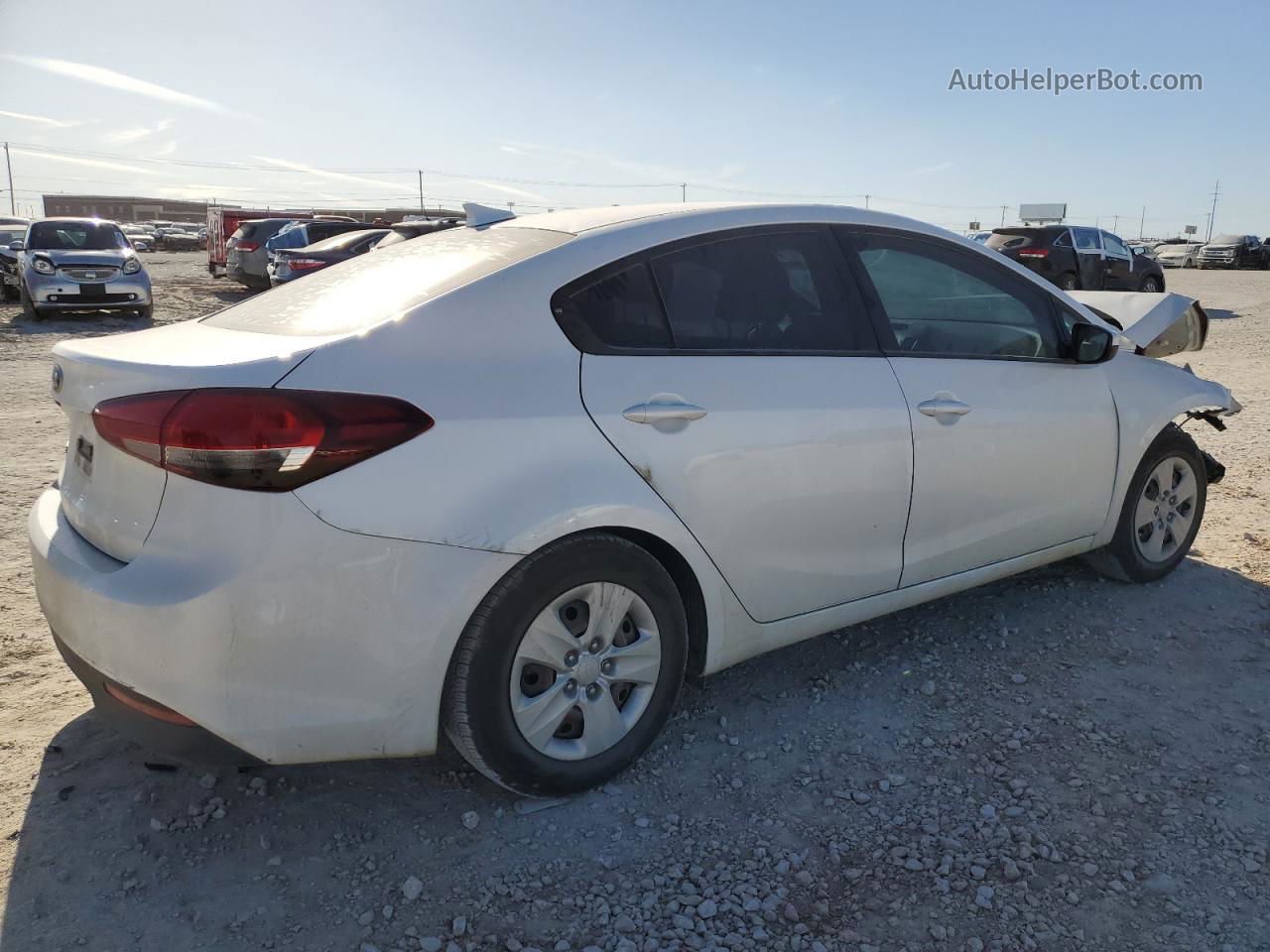 2018 Kia Forte Lx White vin: 3KPFL4A74JE241153