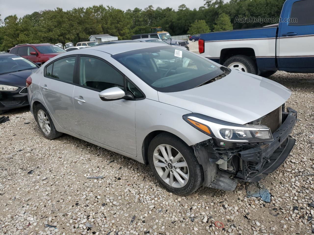 2017 Kia Forte Lx Silver vin: 3KPFL4A75HE002978