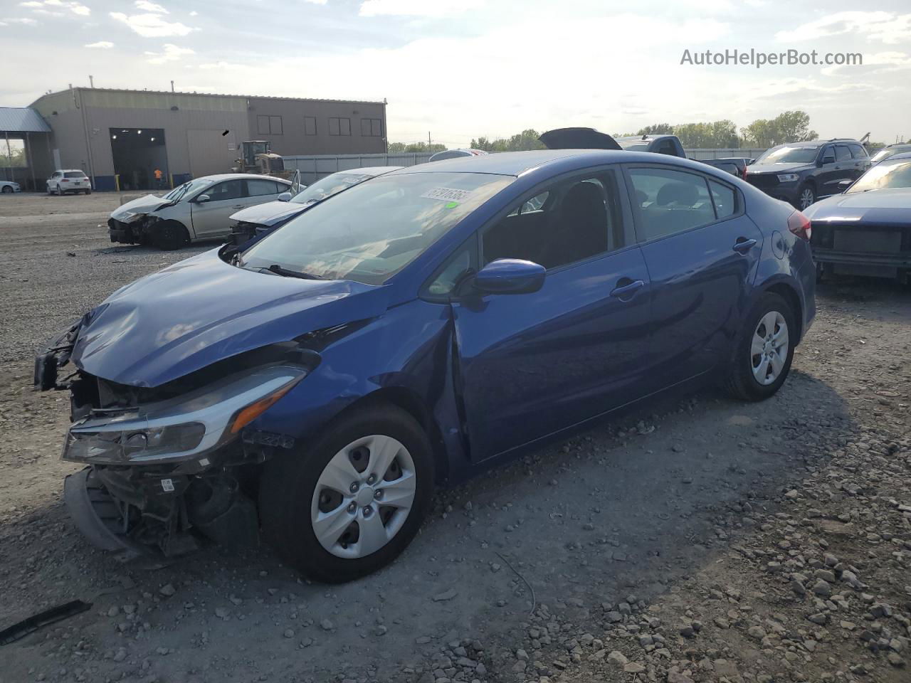 2017 Kia Forte Lx Blue vin: 3KPFL4A75HE159765