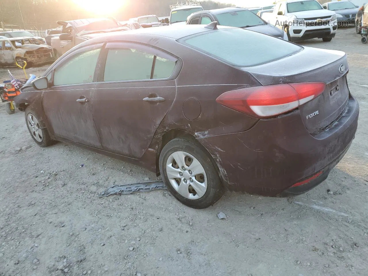 2017 Kia Forte Lx Burgundy vin: 3KPFL4A75HE160687