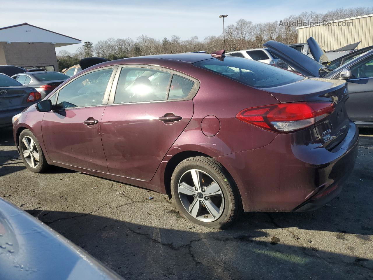 2018 Kia Forte Lx Темно-бордовый vin: 3KPFL4A75JE215449