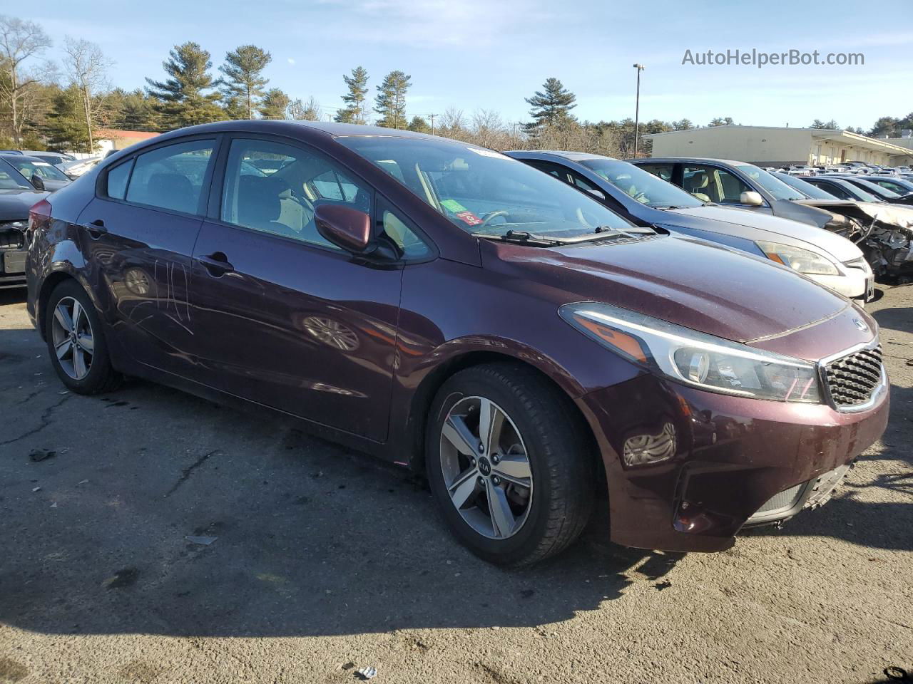 2018 Kia Forte Lx Темно-бордовый vin: 3KPFL4A75JE215449