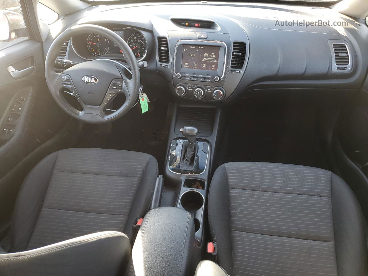 2018 Kia Forte Lx Темно-бордовый vin: 3KPFL4A75JE215449