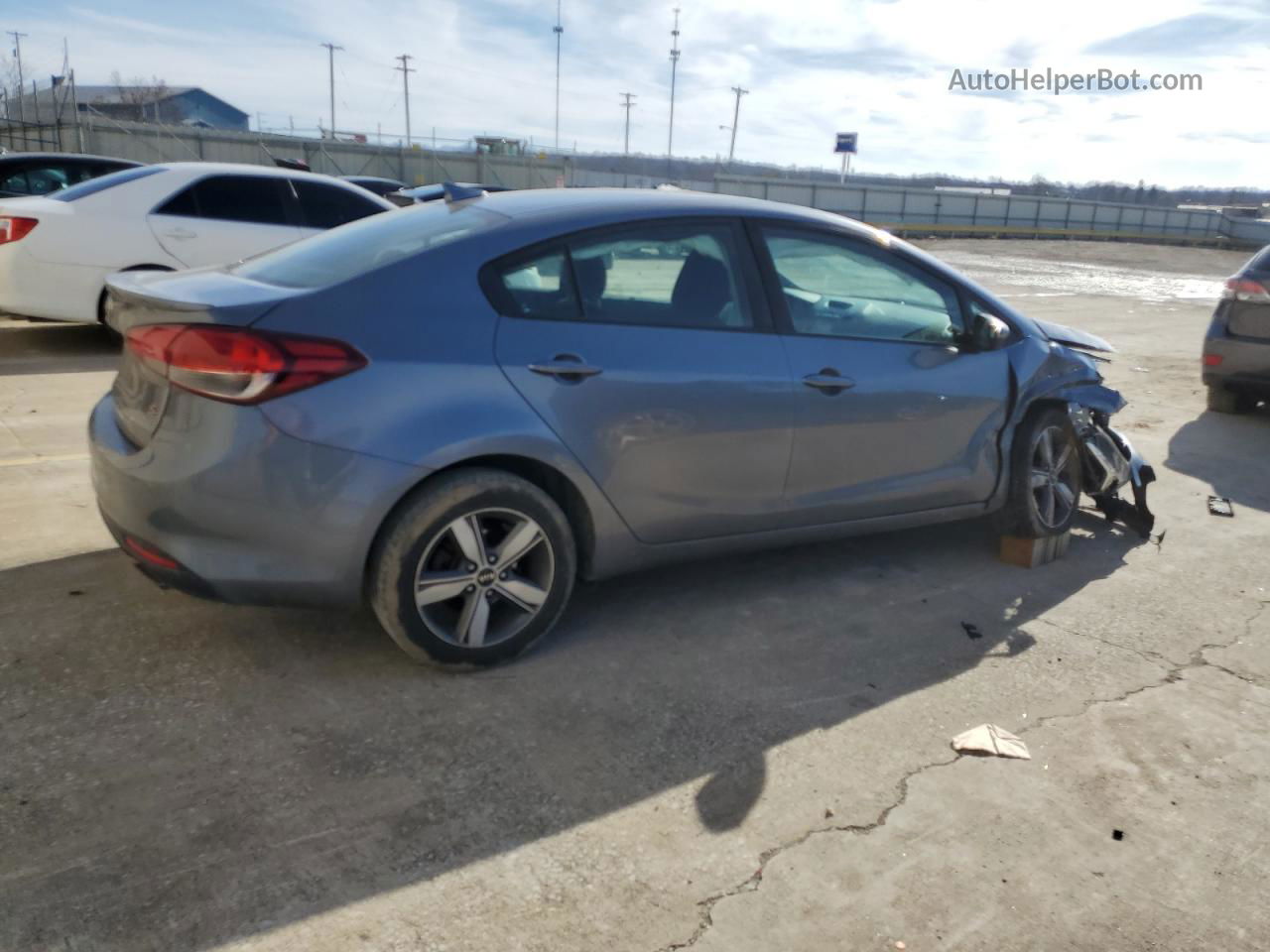 2018 Kia Forte Lx Gray vin: 3KPFL4A75JE242604