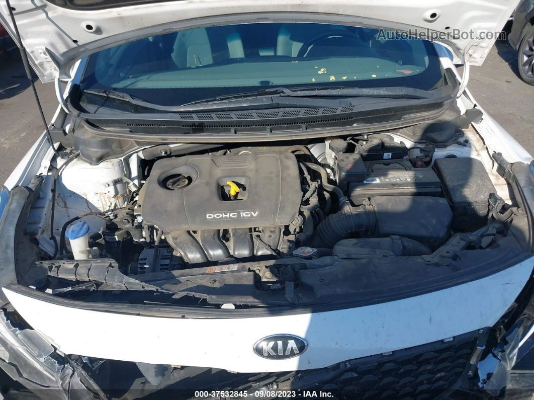 2017 Kia Forte Lx Белый vin: 3KPFL4A76HE009034