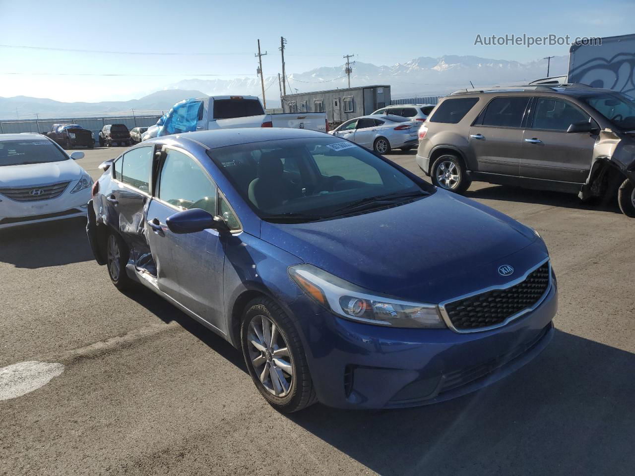 2017 Kia Forte Lx Blue vin: 3KPFL4A76HE051879