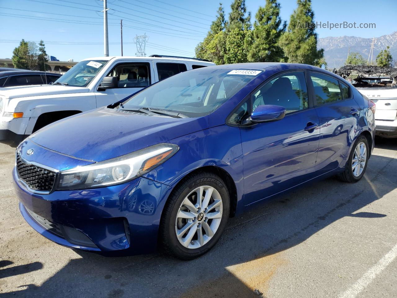 2017 Kia Forte Lx Blue vin: 3KPFL4A76HE055365