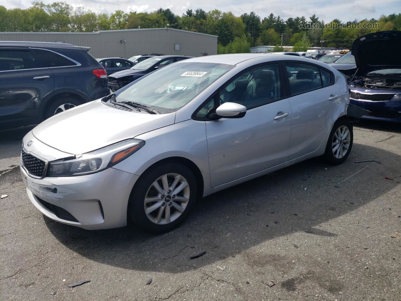 2017 Kia Forte Lx Silver vin: 3KPFL4A76HE068343