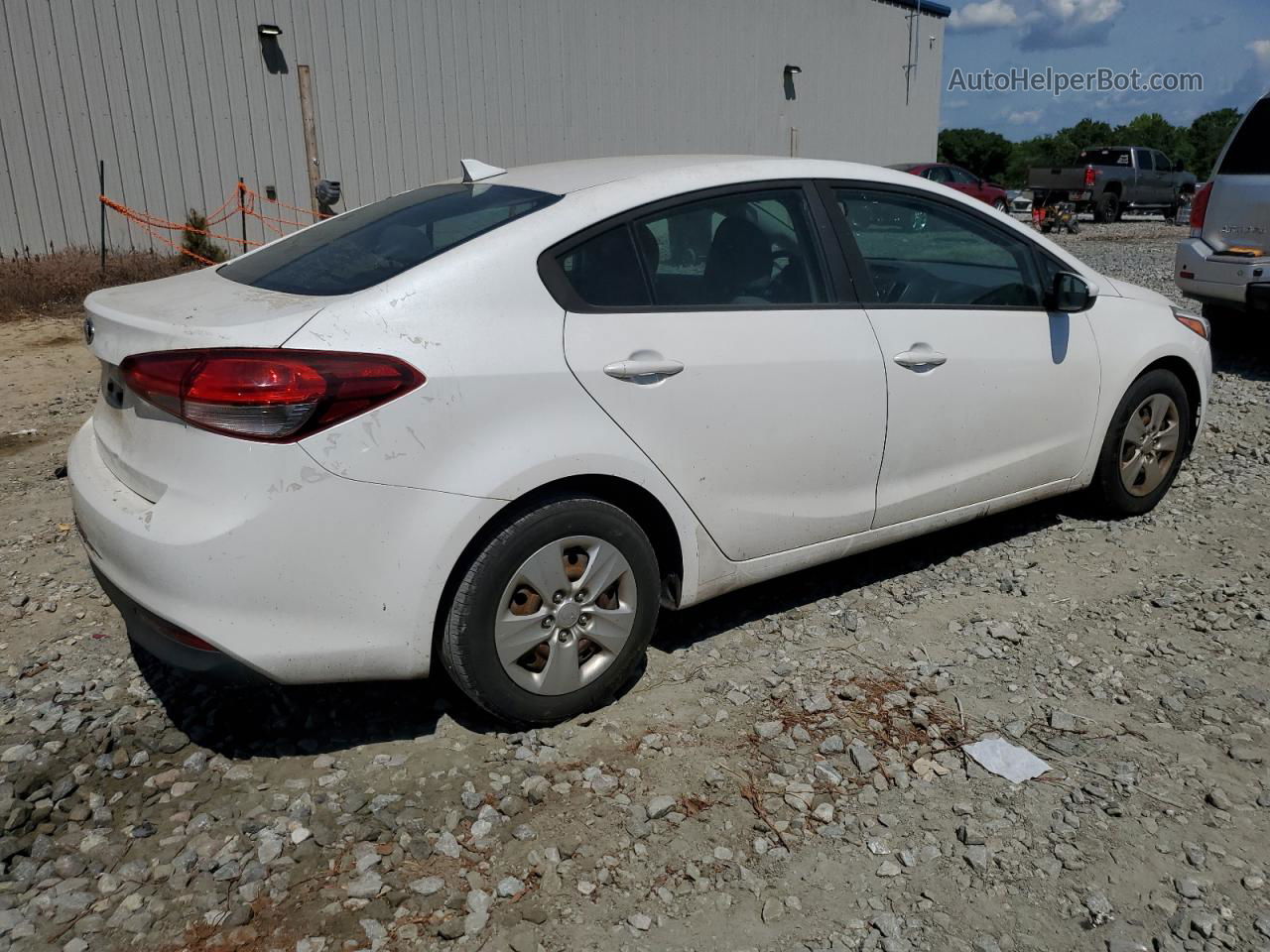 2017 Kia Forte Lx White vin: 3KPFL4A76HE107142