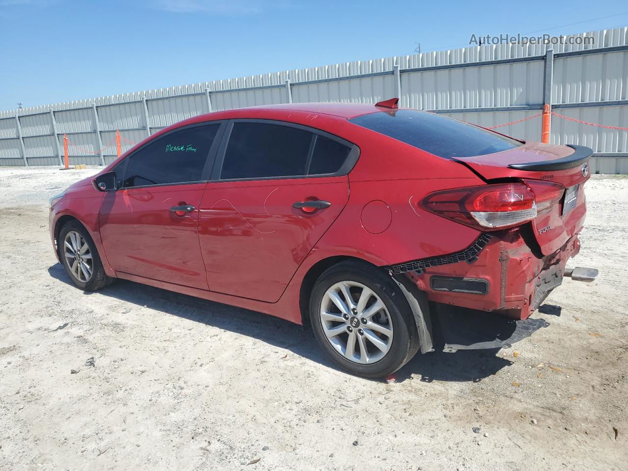 2017 Kia Forte Lx Red vin: 3KPFL4A76HE108047