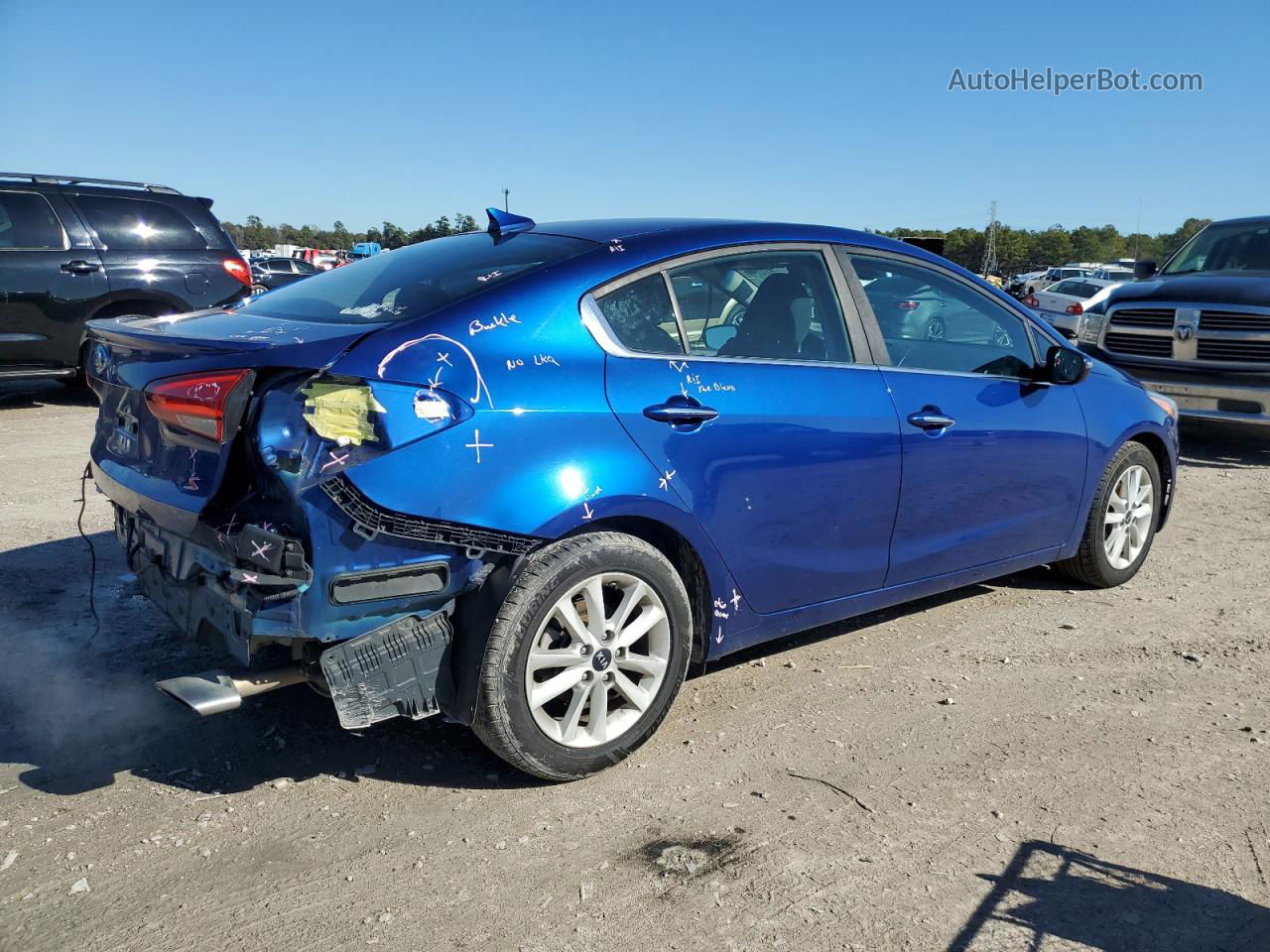 2017 Kia Forte Lx Синий vin: 3KPFL4A76HE116195