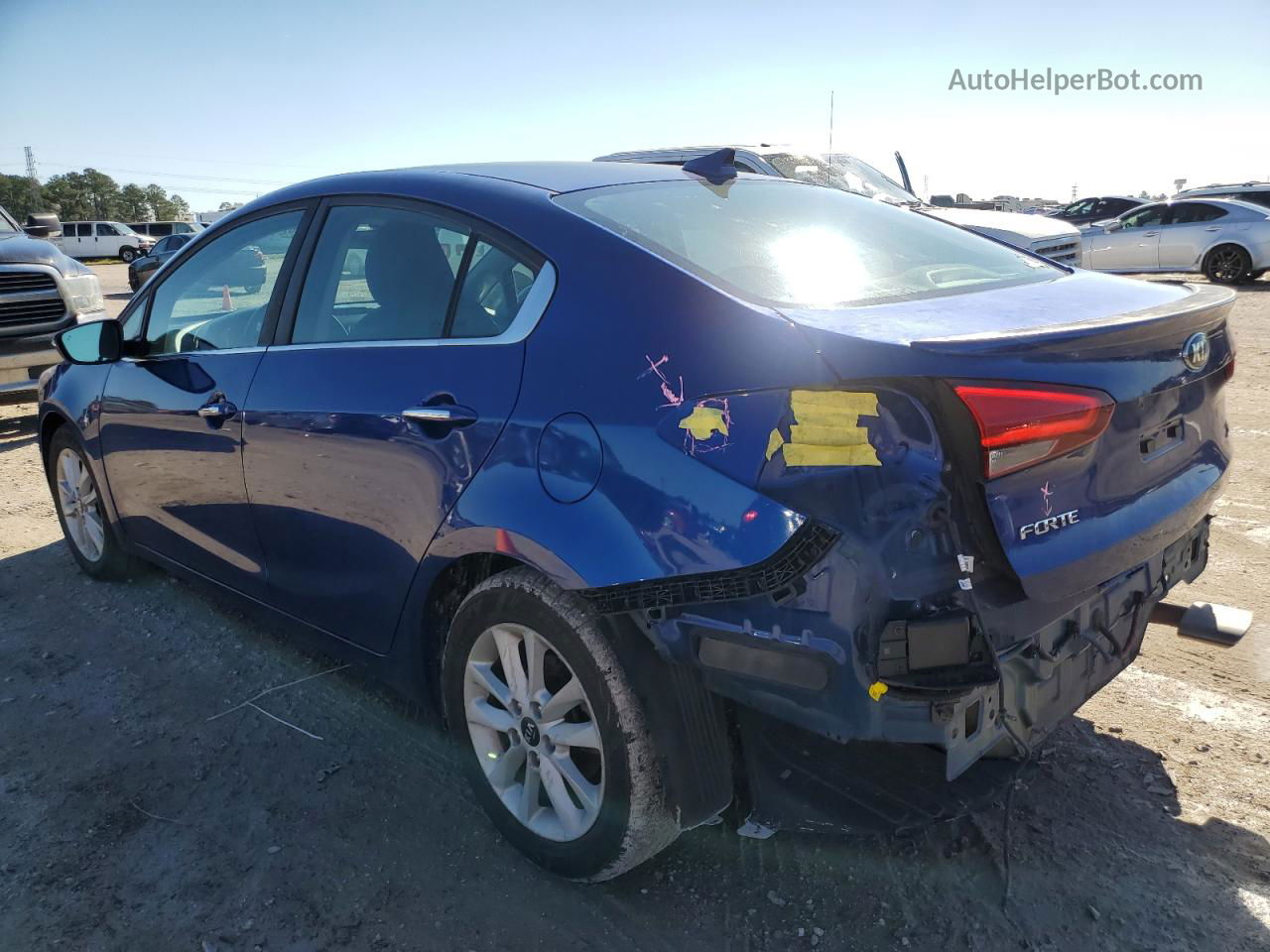 2017 Kia Forte Lx Blue vin: 3KPFL4A76HE116195