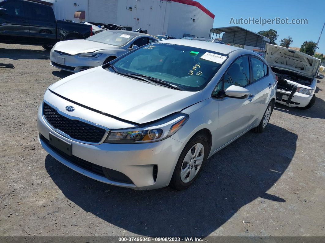 2018 Kia Forte Lx Silver vin: 3KPFL4A76JE268435