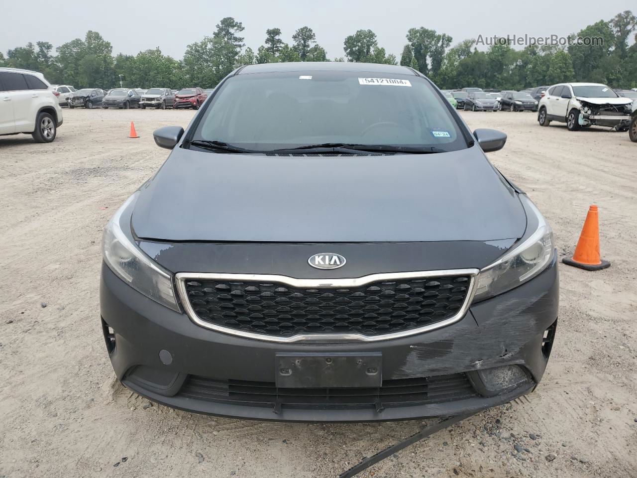 2017 Kia Forte Lx Серый vin: 3KPFL4A77HE012203