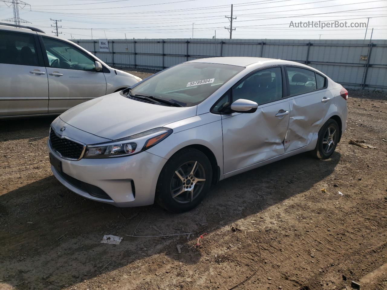 2017 Kia Forte Lx Silver vin: 3KPFL4A77HE057917