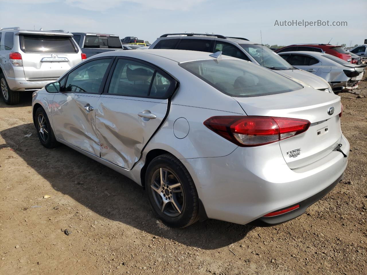 2017 Kia Forte Lx Silver vin: 3KPFL4A77HE057917