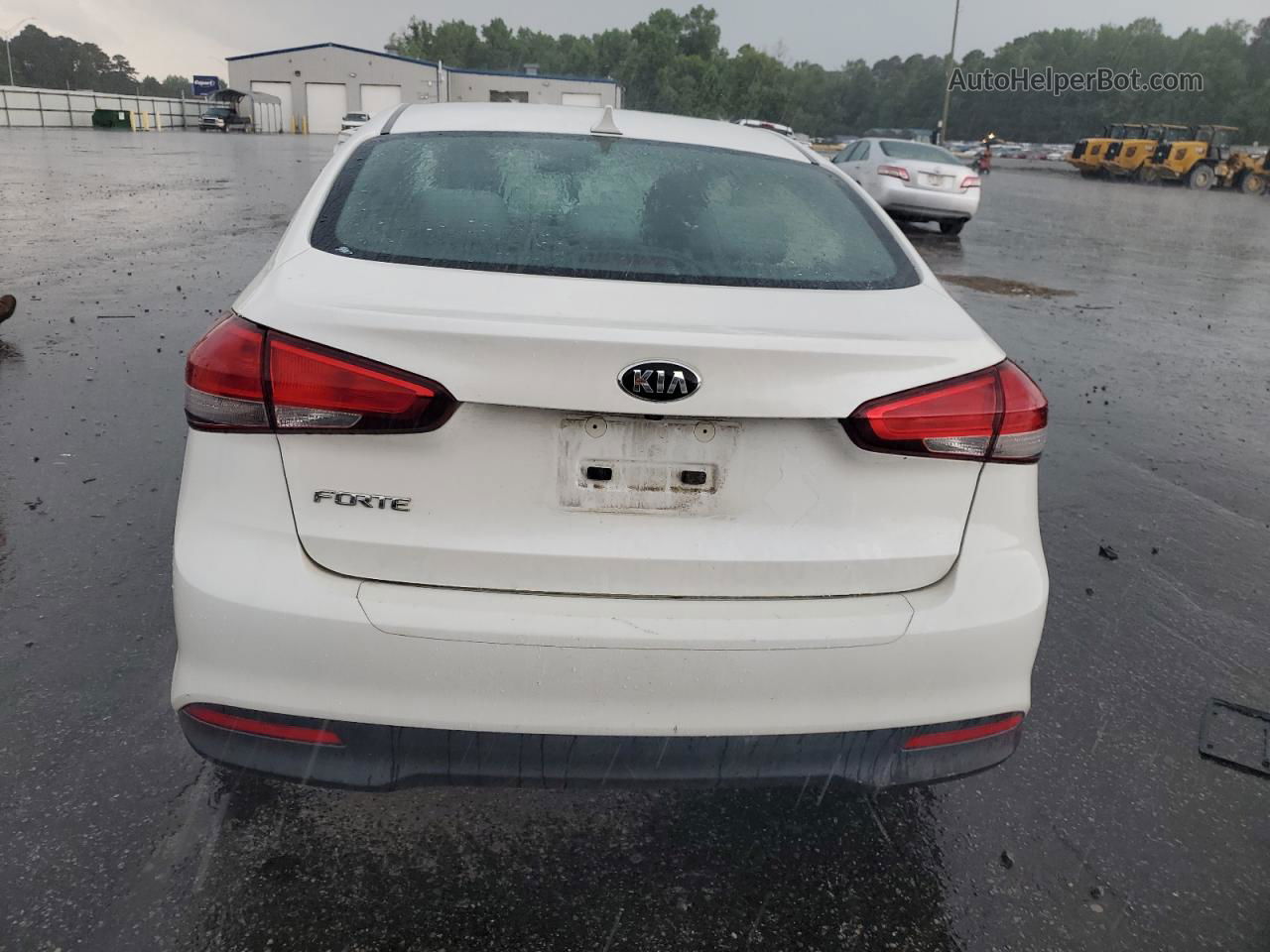 2017 Kia Forte Lx White vin: 3KPFL4A77HE128775