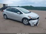 2017 Kia Forte Lx Серебряный vin: 3KPFL4A77HE136813