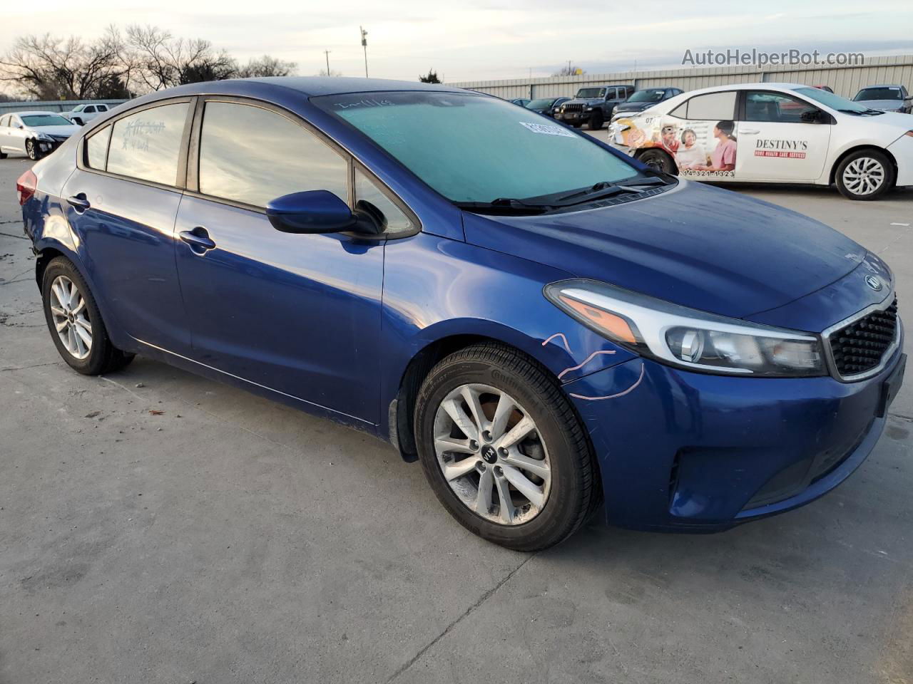 2017 Kia Forte Lx Синий vin: 3KPFL4A77HE151151