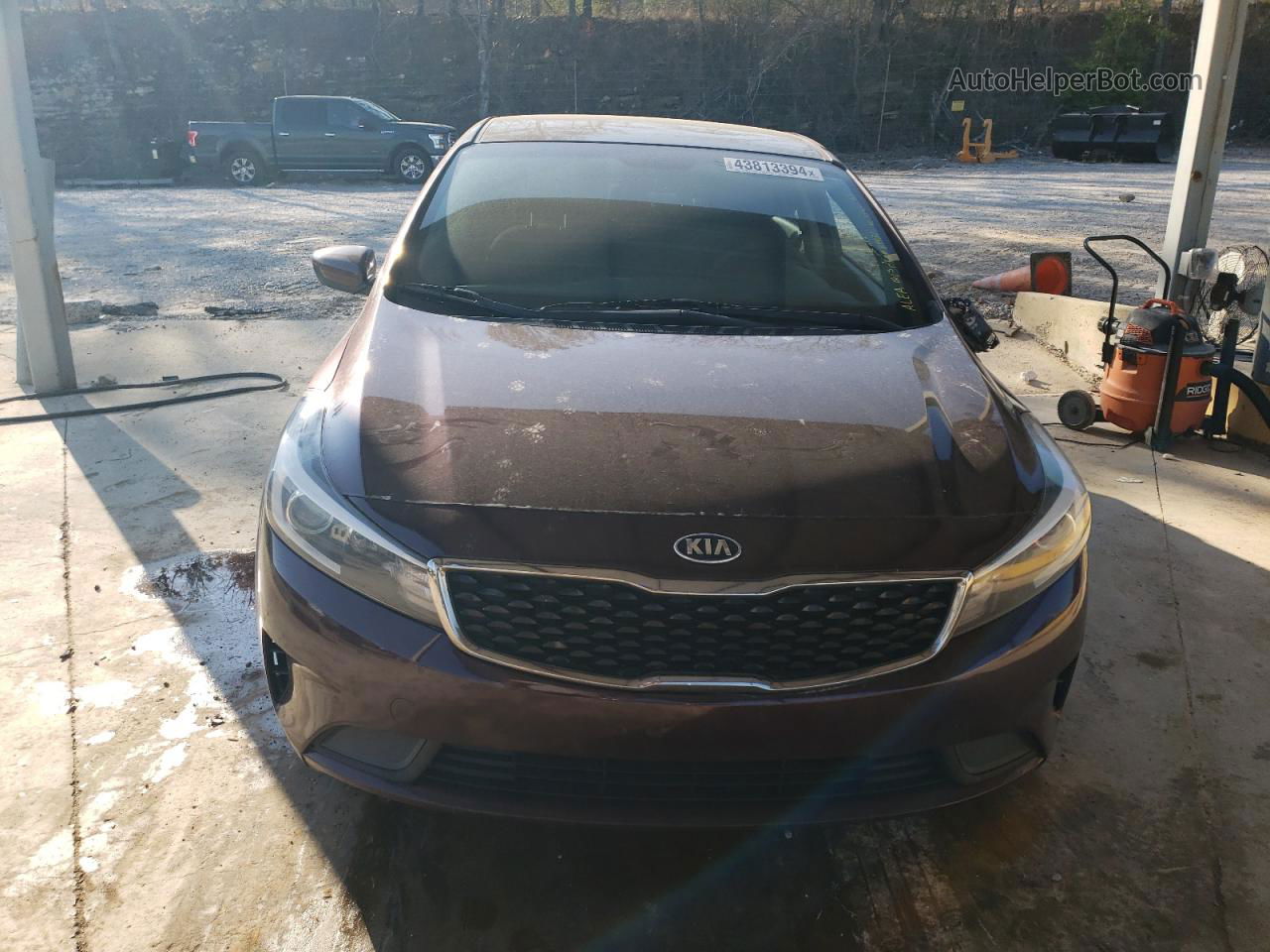 2018 Kia Forte Lx Burgundy vin: 3KPFL4A77JE226534