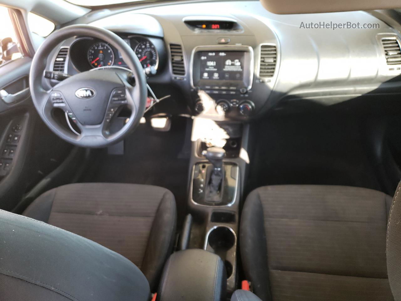 2018 Kia Forte Lx Бордовый vin: 3KPFL4A77JE226534