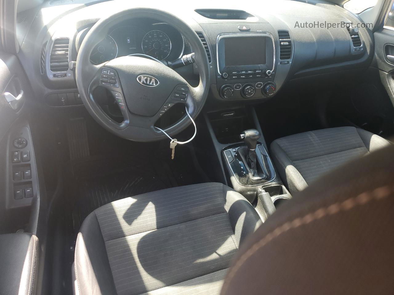 2018 Kia Forte Lx Синий vin: 3KPFL4A77JE261123