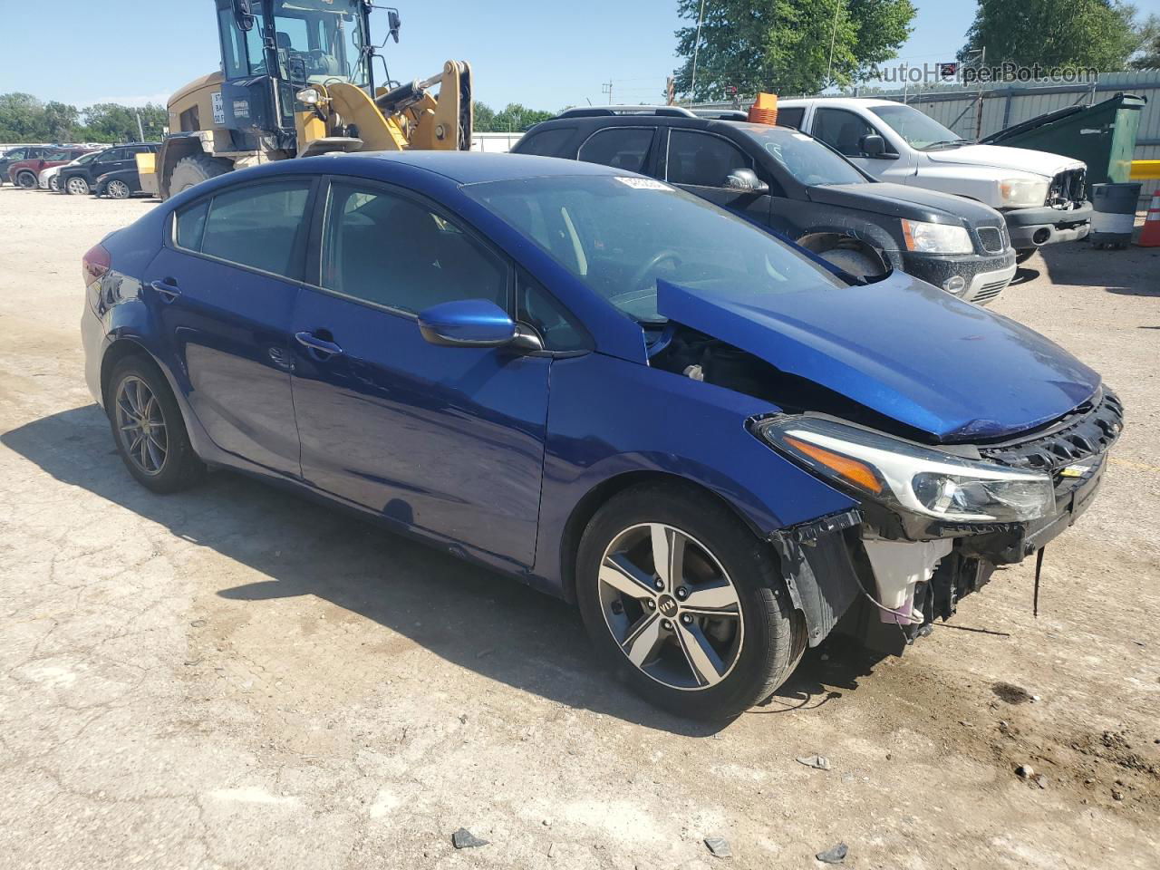 2018 Kia Forte Lx Синий vin: 3KPFL4A77JE261123