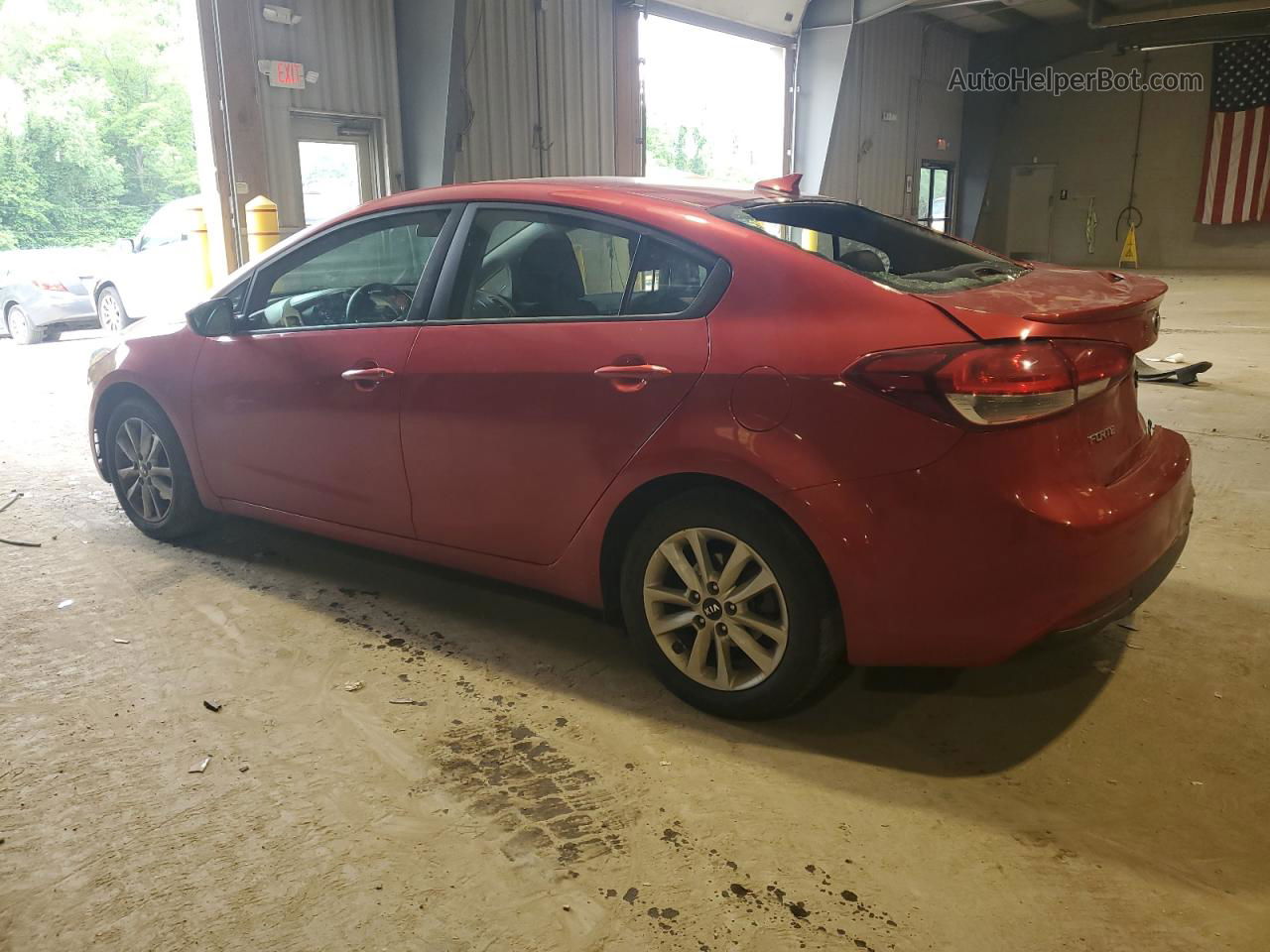 2017 Kia Forte Lx Красный vin: 3KPFL4A78HE058512