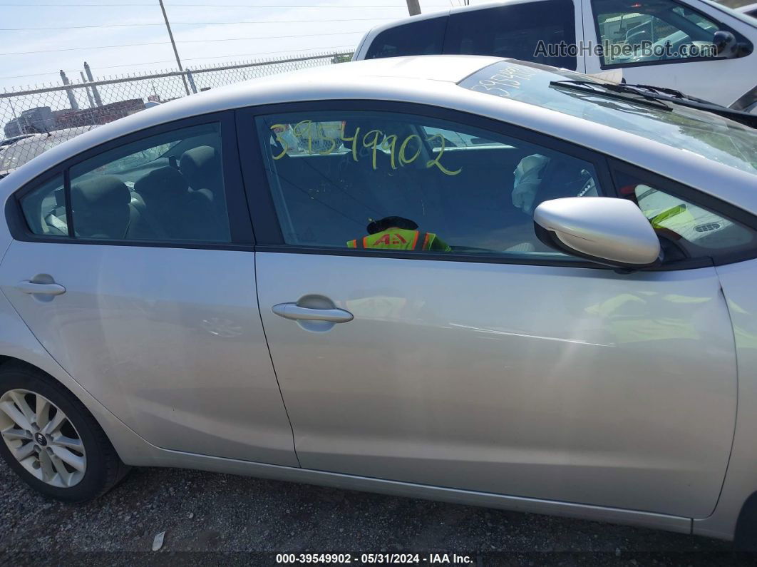 2017 Kia Forte Lx Silver vin: 3KPFL4A78HE132933