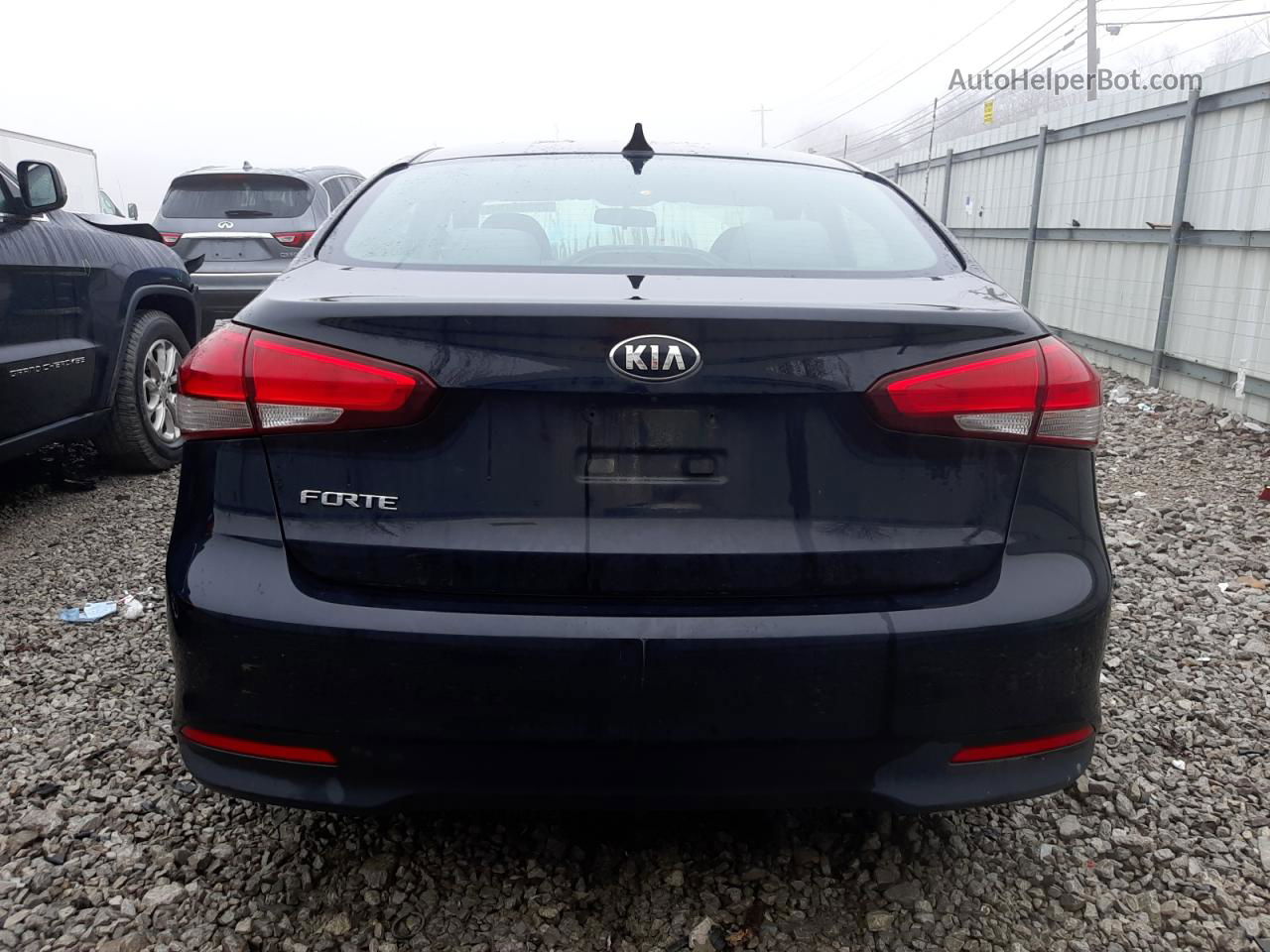 2017 Kia Forte Lx Black vin: 3KPFL4A79HE007147