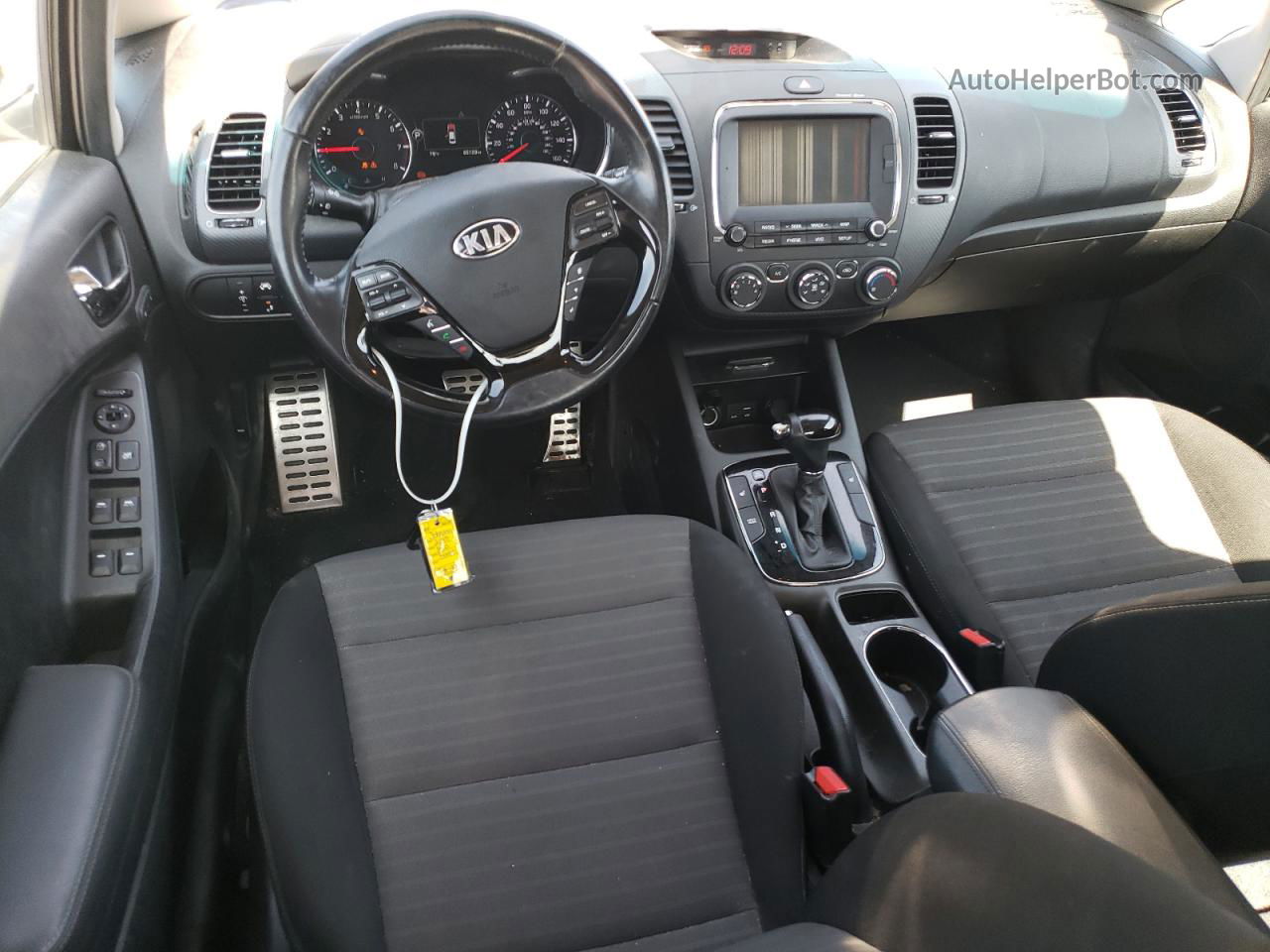 2017 Kia Forte Lx Черный vin: 3KPFL4A79HE042903