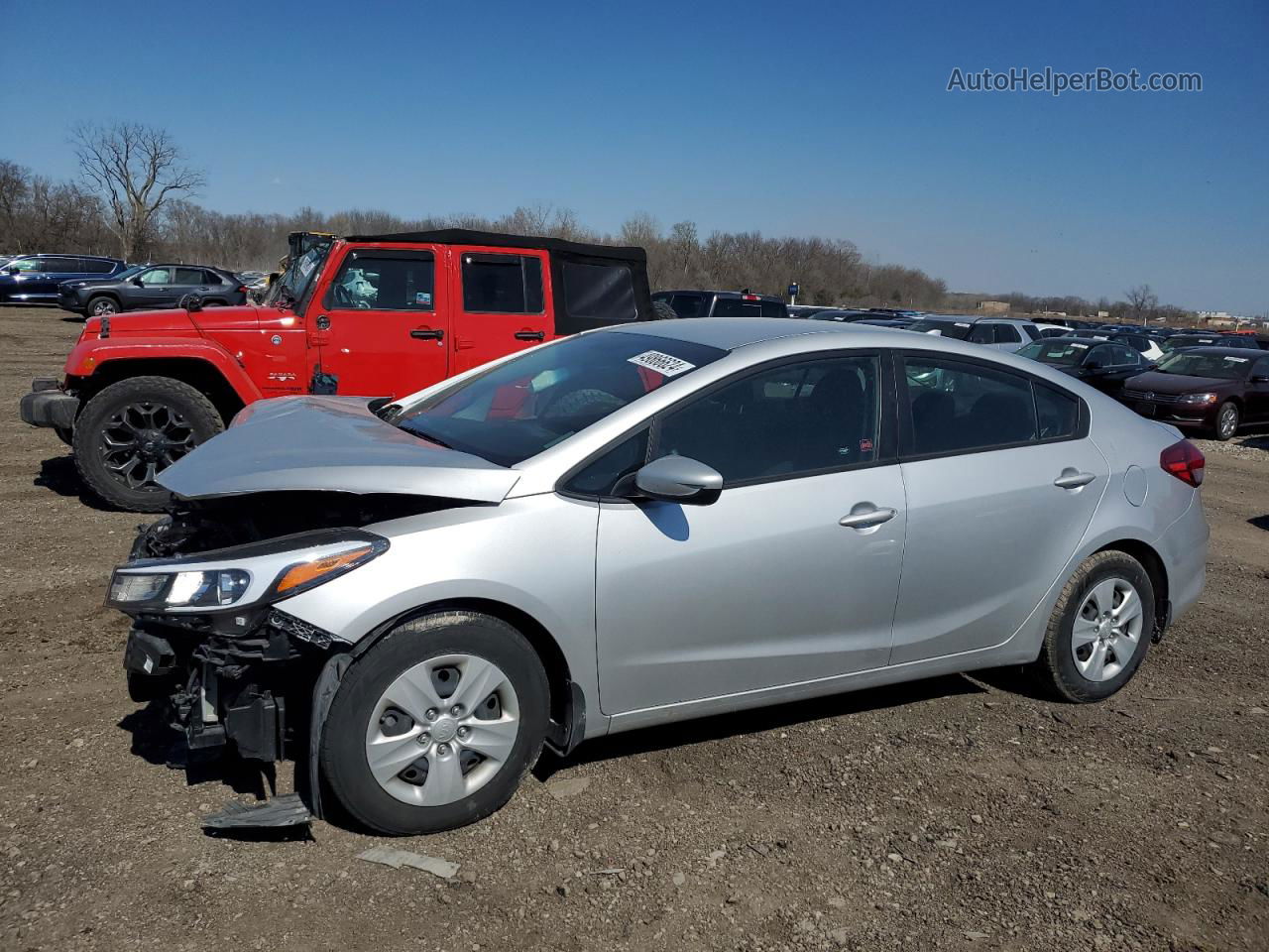 2017 Kia Forte Lx Silver vin: 3KPFL4A79HE061306