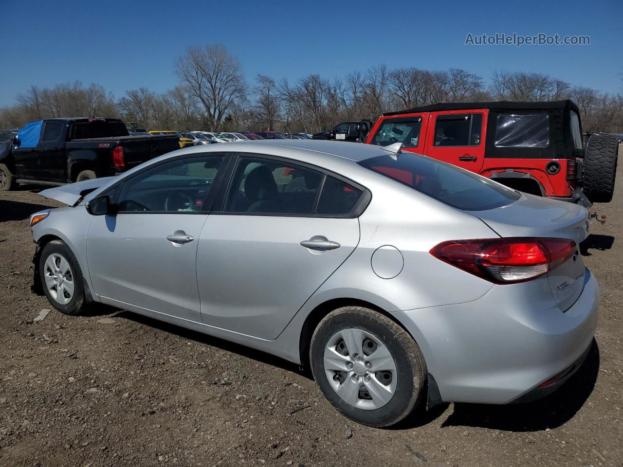 2017 Kia Forte Lx Silver vin: 3KPFL4A79HE061306