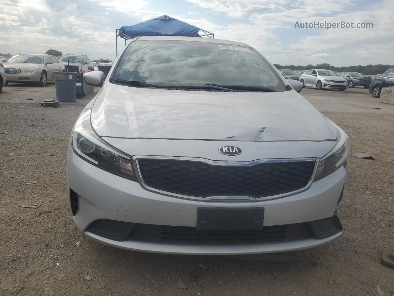 2017 Kia Forte Lx Silver vin: 3KPFL4A79HE061760