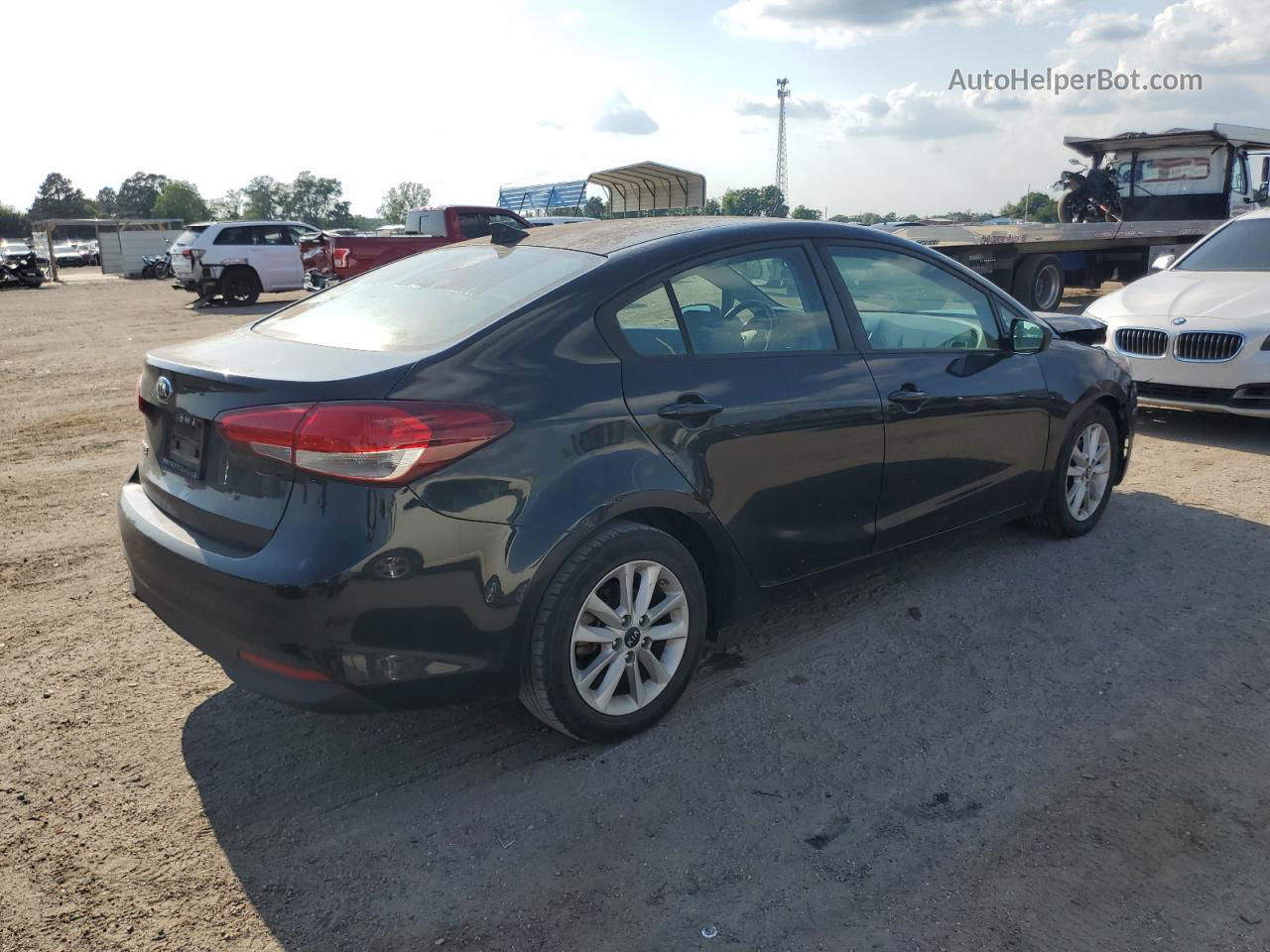 2017 Kia Forte Lx Черный vin: 3KPFL4A79HE072287