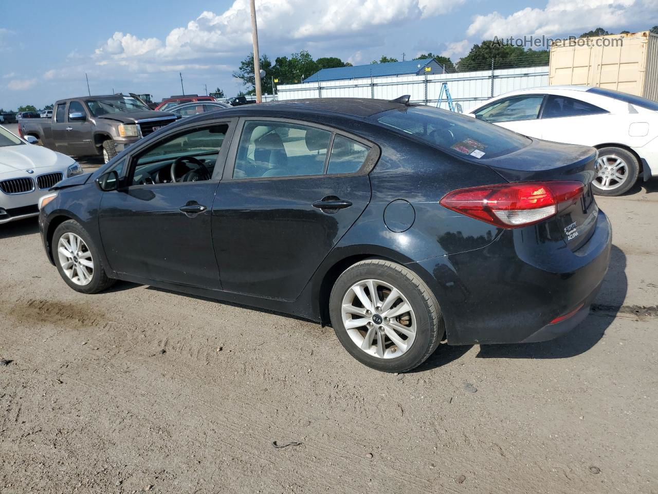 2017 Kia Forte Lx Черный vin: 3KPFL4A79HE072287