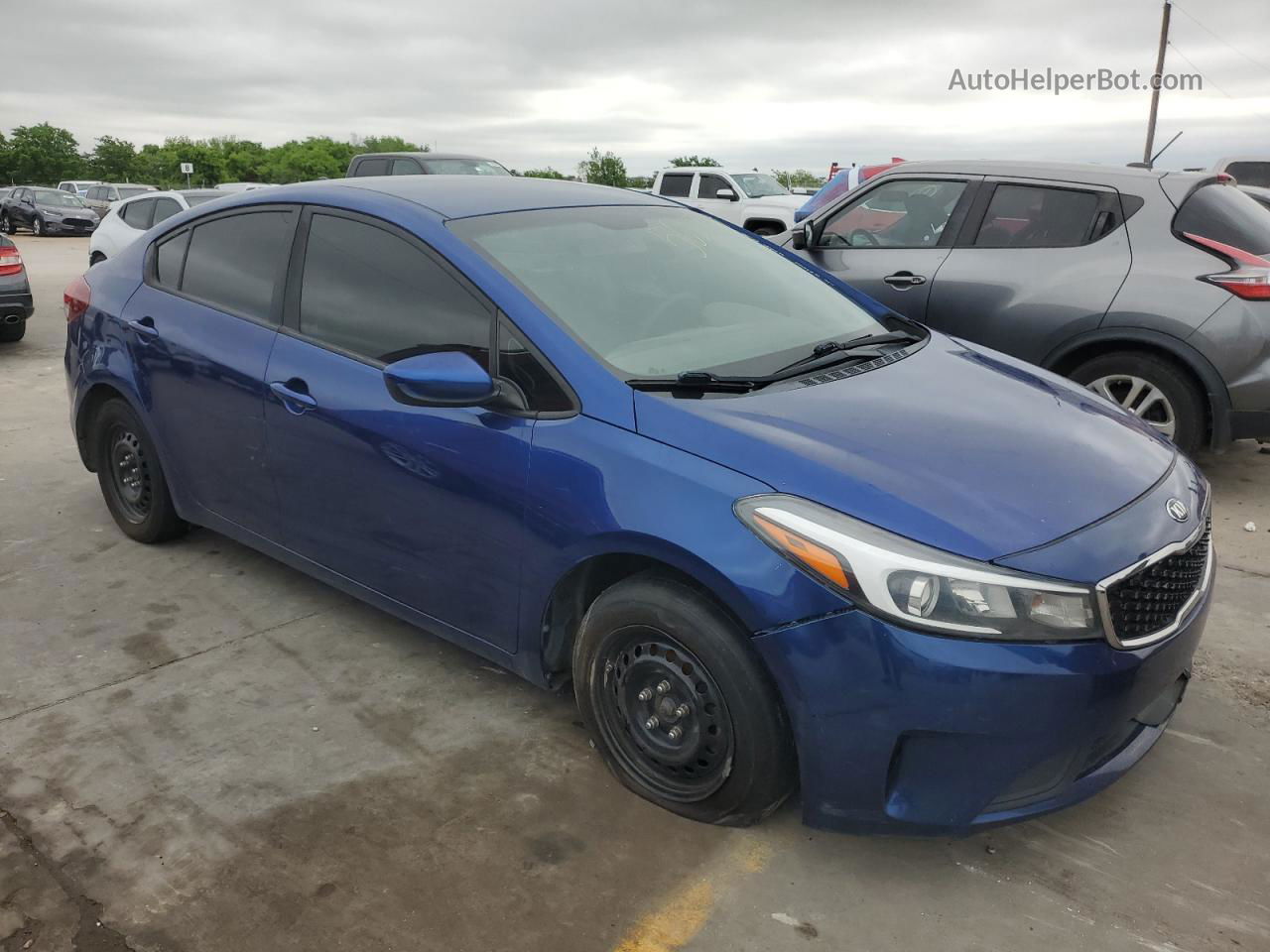 2017 Kia Forte Lx Blue vin: 3KPFL4A79HE112013